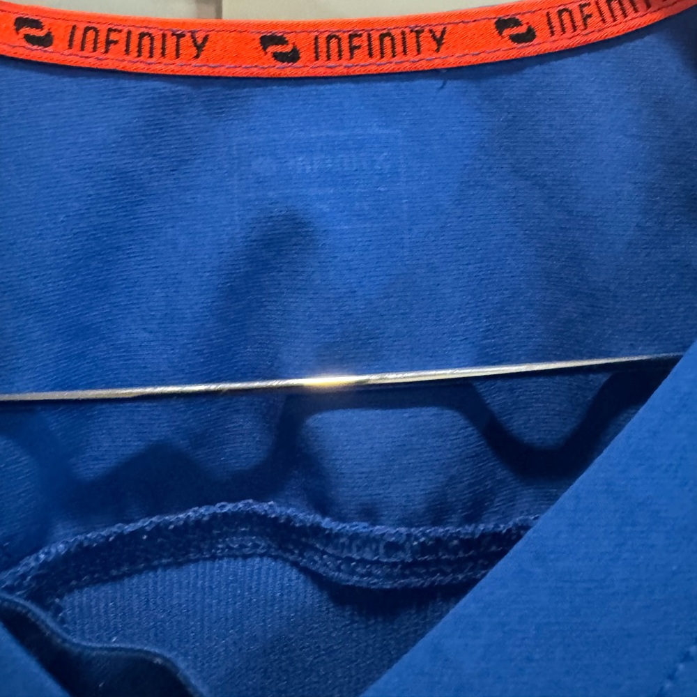 Infinity | Womens Royal Blue Jogger Style Scrub Set | XL - Picture 7 of 9